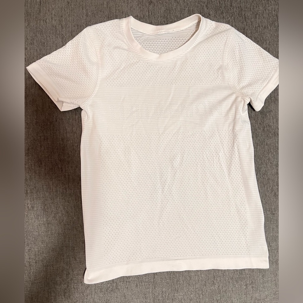 Swiftly Breathe Short Sleeve *Logo